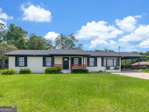 3103 Stratford DR