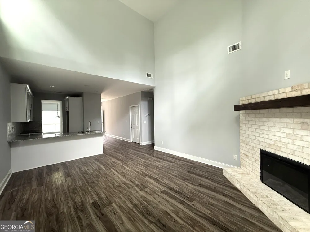 2148 Lilac LN Decatur, GA 30032
