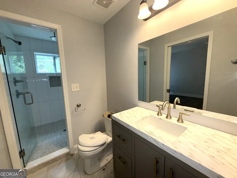 2148 Lilac LN Decatur, GA 30032