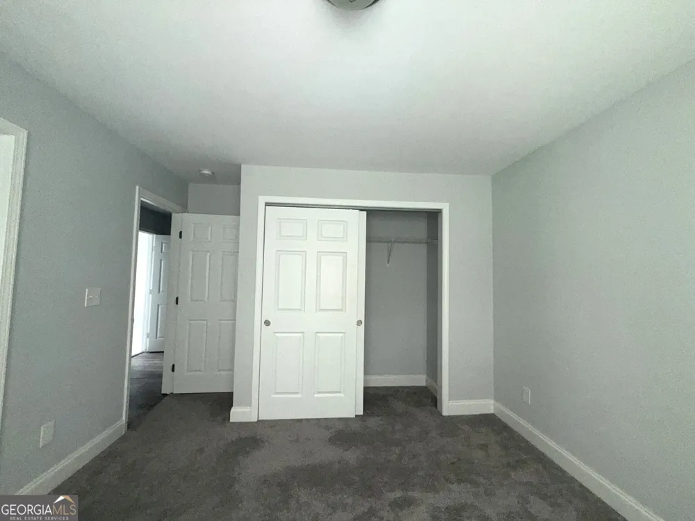 2148 Lilac LN Decatur, GA 30032