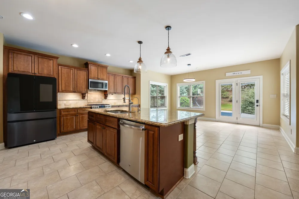 10 Ridgeview CT Newnan, GA 30263
