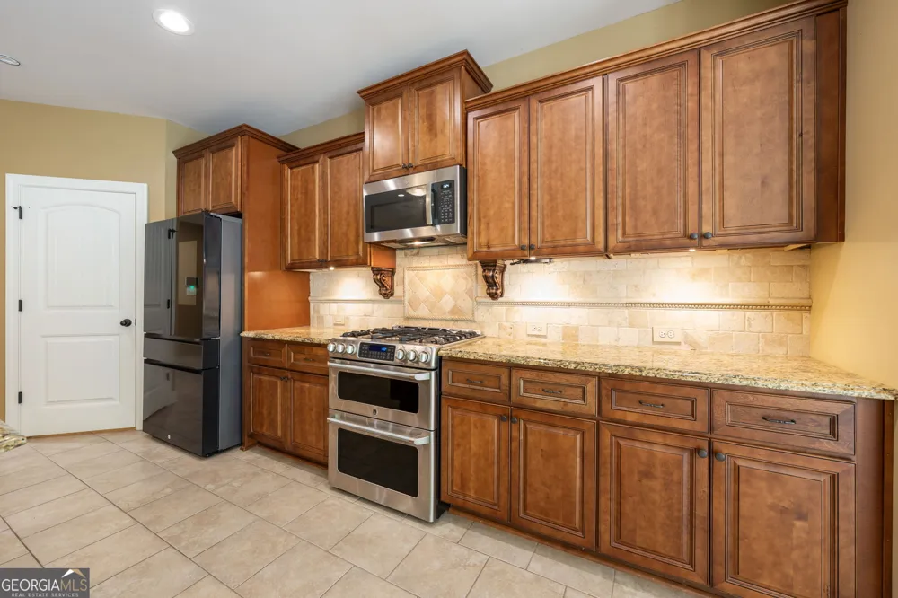 10 Ridgeview CT Newnan, GA 30263