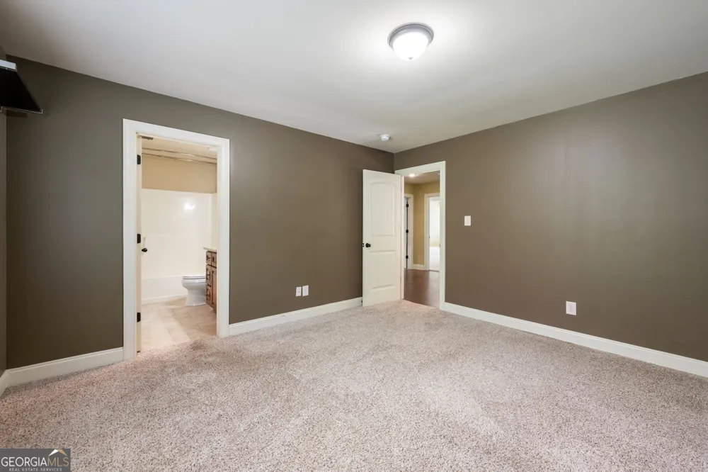 10 Ridgeview CT Newnan, GA 30263