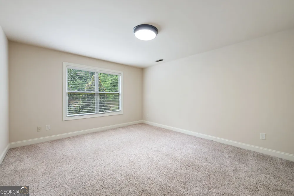 10 Ridgeview CT Newnan, GA 30263