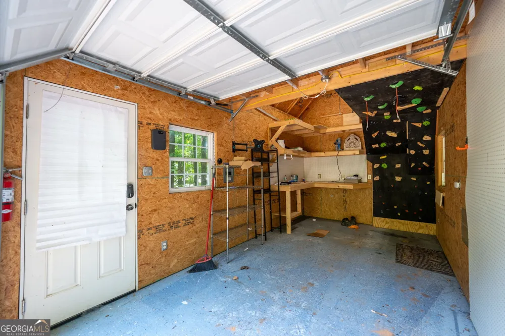 10 Ridgeview CT Newnan, GA 30263