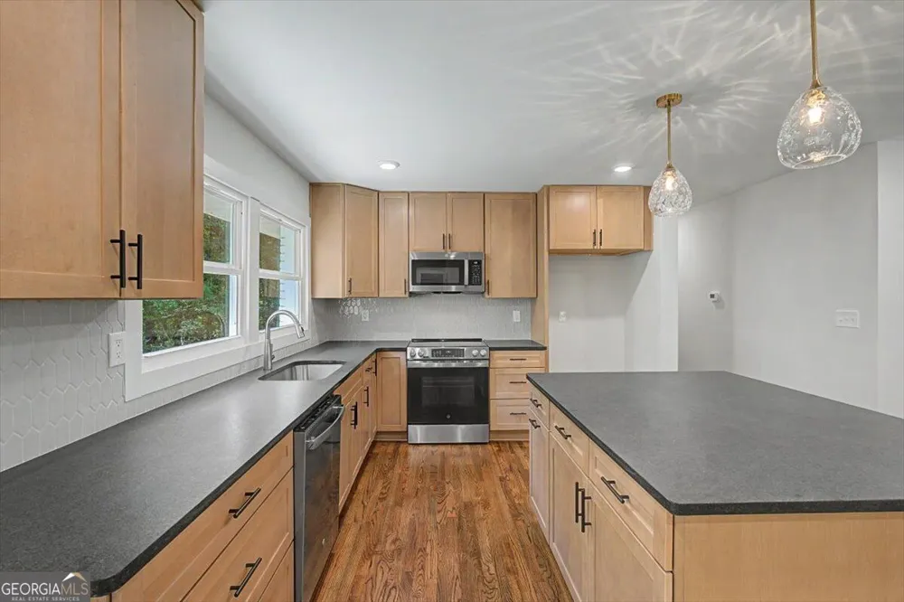 3986 Bearden LN Douglasville, GA 30135