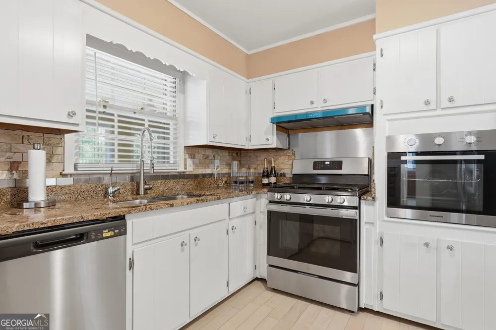 6828 Rockland RD Lithonia, GA 30038