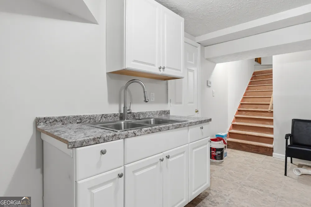 6828 Rockland RD Lithonia, GA 30038
