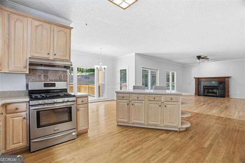 232 Nacoochee DR Woodstock, GA 30188