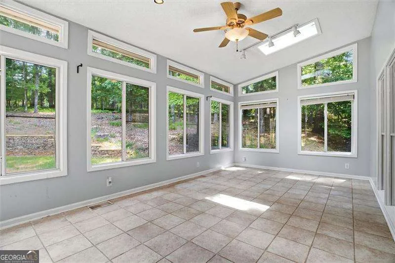 232 Nacoochee DR Woodstock, GA 30188
