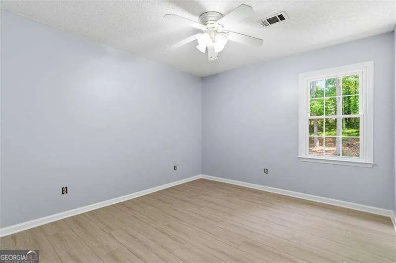 232 Nacoochee DR Woodstock, GA 30188