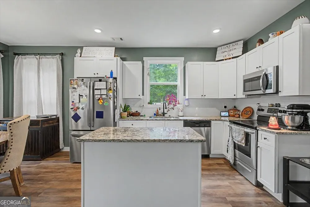 97 Bryant CIR Cedartown, GA 30125