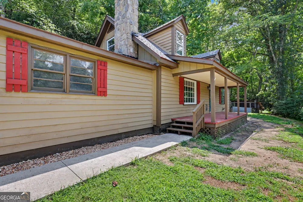 1172 Yorkhouse RD Rabun Gap, GA 30568