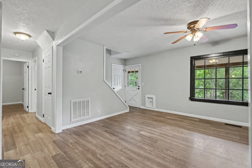 1172 Yorkhouse RD Rabun Gap, GA 30568