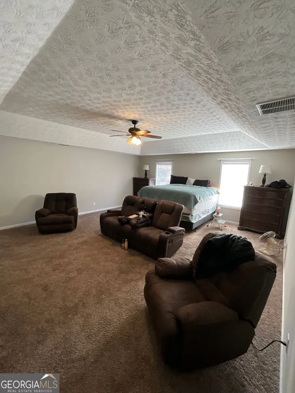 1086 Deshon TRL Lithonia, GA 30058