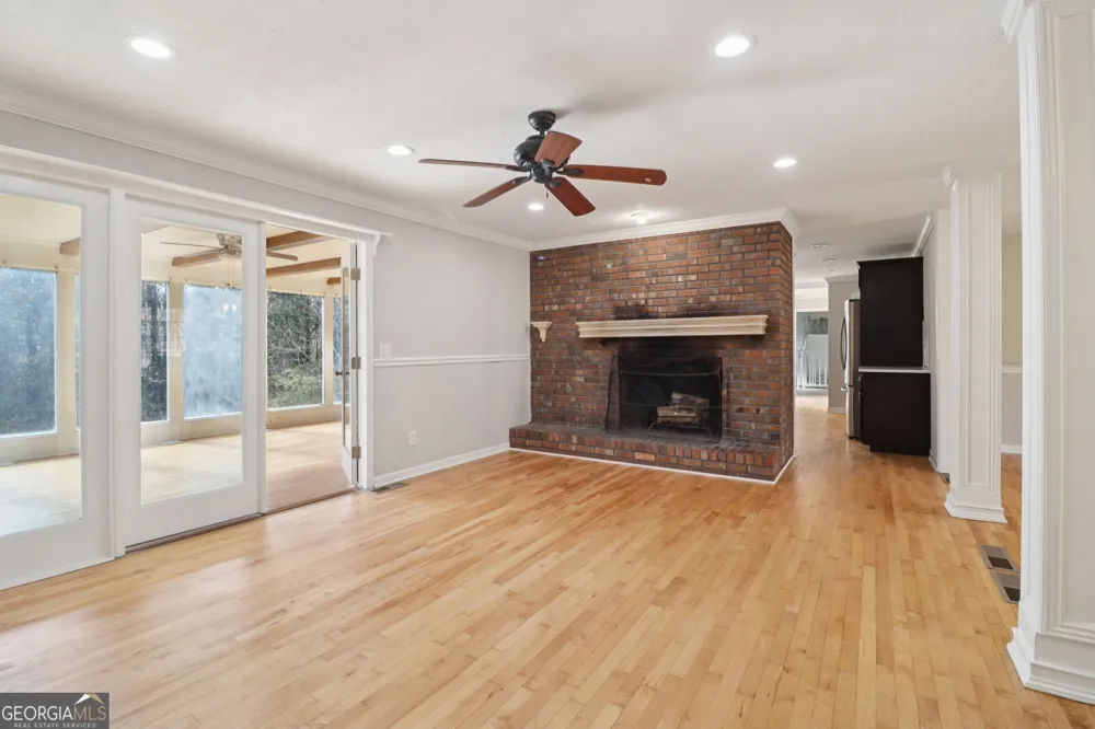 937 Hidden Falls LN SE Smyrna, GA 30082