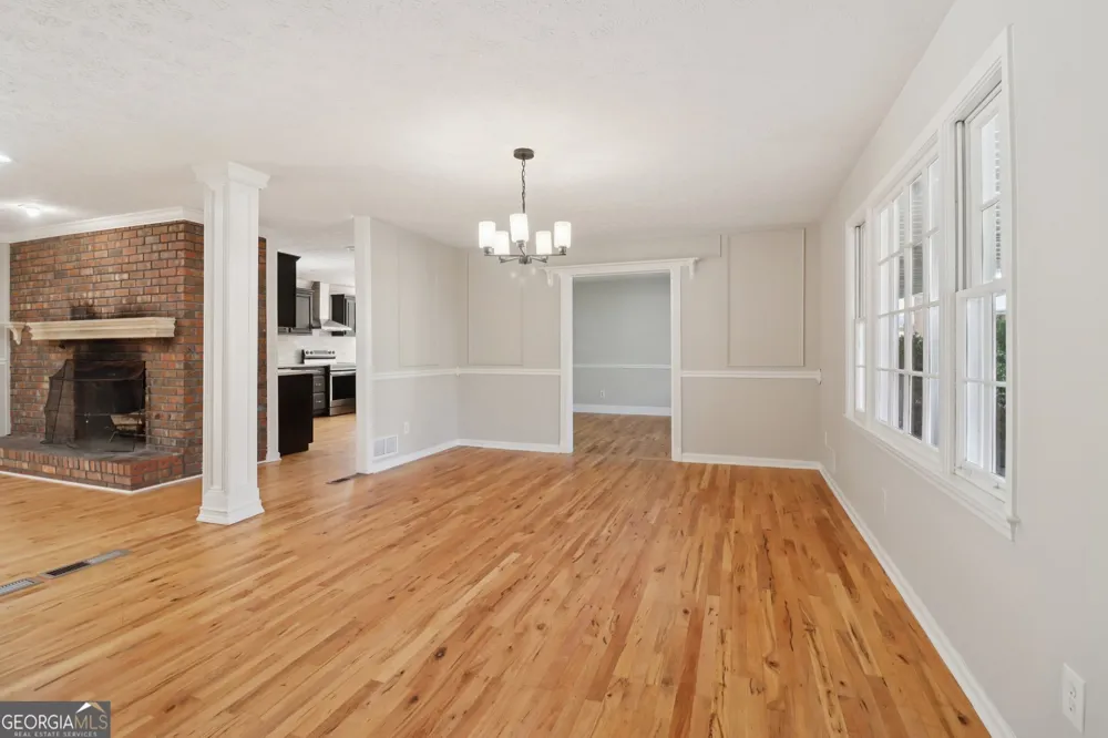 937 Hidden Falls LN SE Smyrna, GA 30082