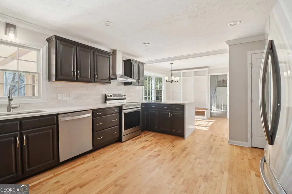 937 Hidden Falls LN SE Smyrna, GA 30082