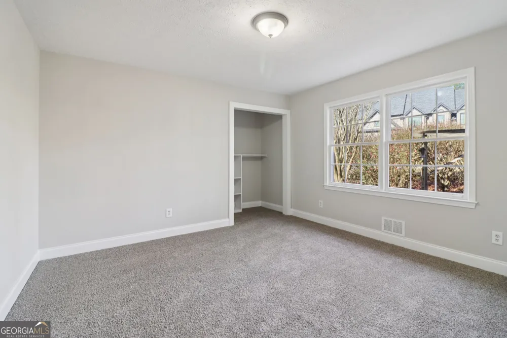 937 Hidden Falls LN SE Smyrna, GA 30082