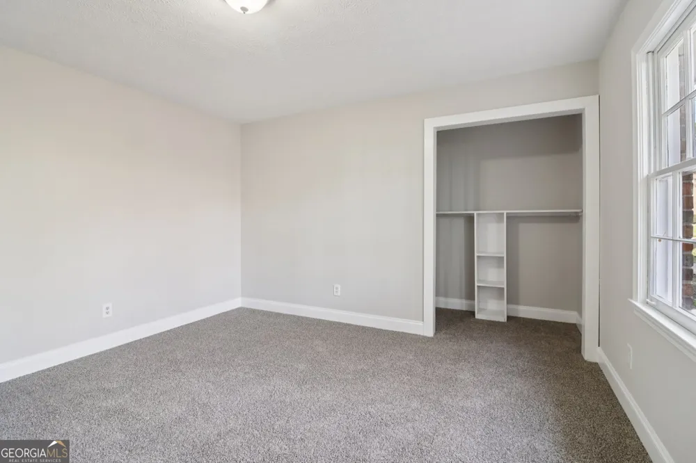 937 Hidden Falls LN SE Smyrna, GA 30082