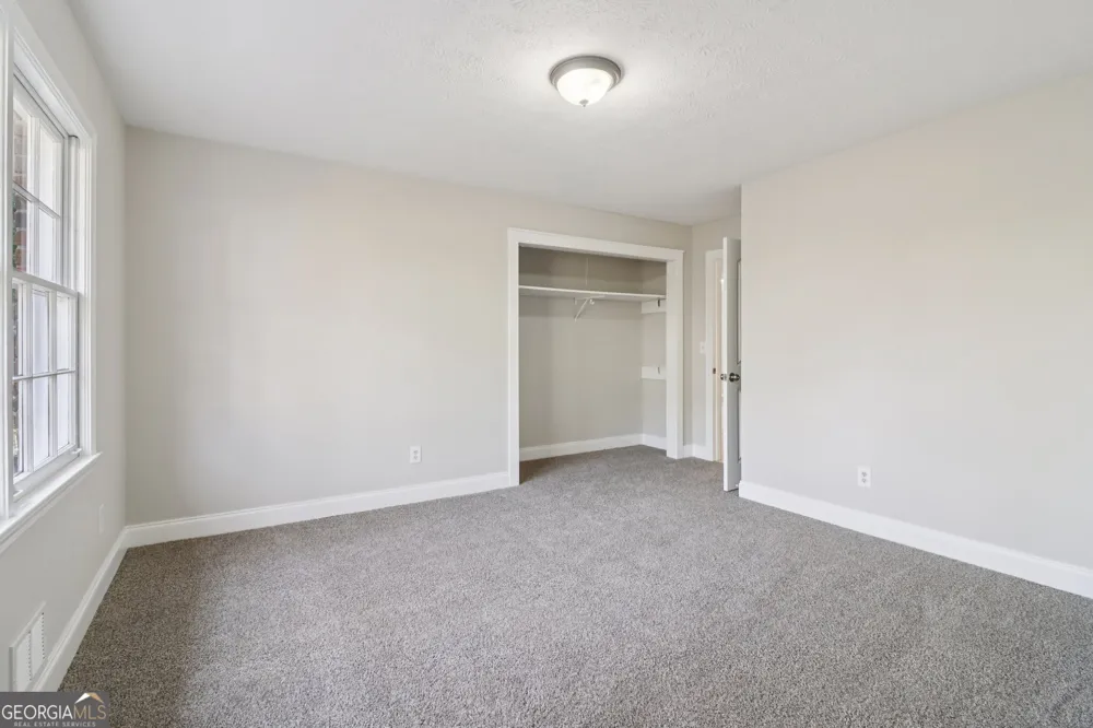 937 Hidden Falls LN SE Smyrna, GA 30082