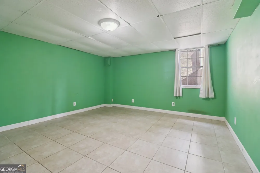 937 Hidden Falls LN SE Smyrna, GA 30082
