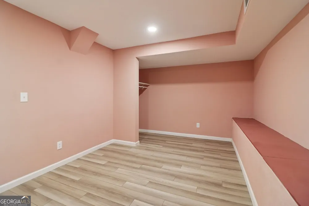 937 Hidden Falls LN SE Smyrna, GA 30082