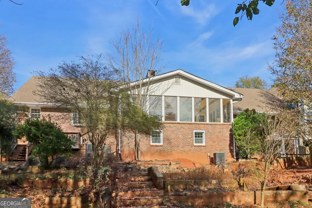 937 Hidden Falls LN SE Smyrna, GA 30082