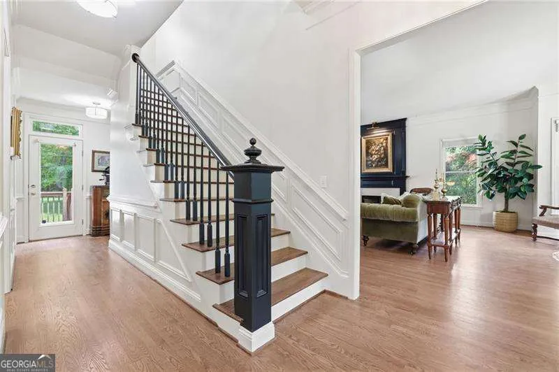 360 Coach House LN Milton, GA 30004