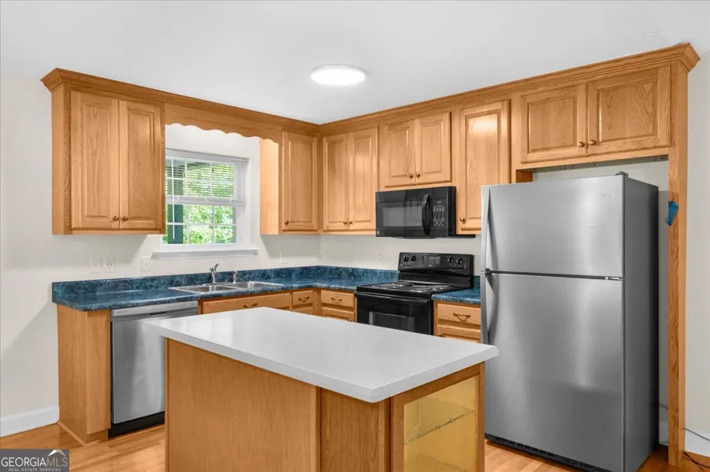 30 Chancel CIR Ellijay, GA 30540