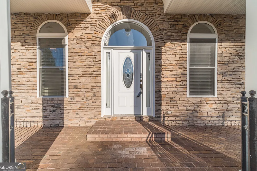 4314 Sweetwater CT Covington, GA 30014