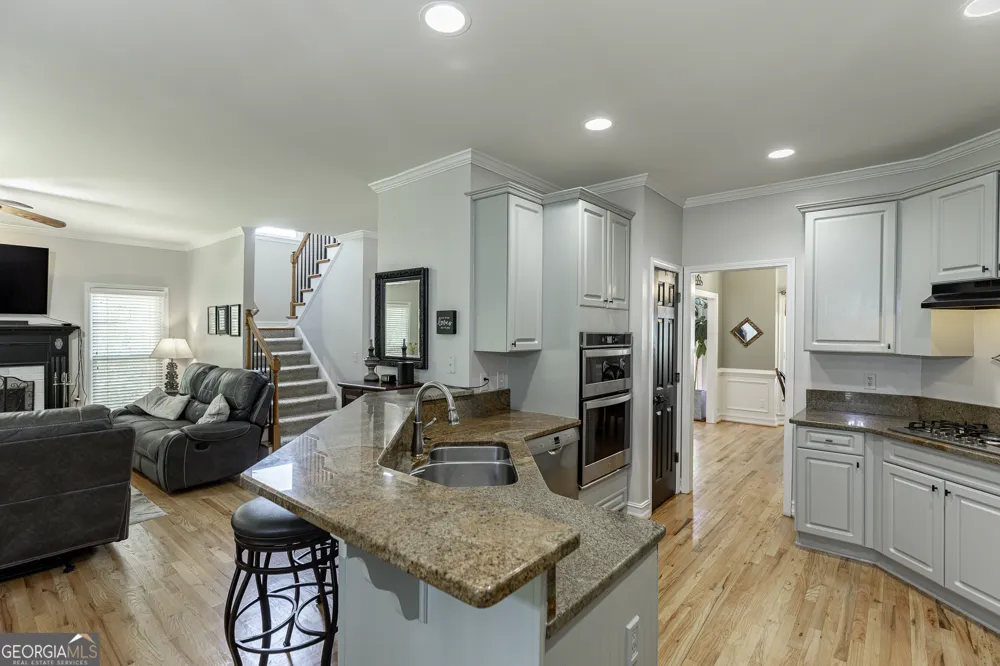 755 Braidwood CV NW Acworth, GA 30101