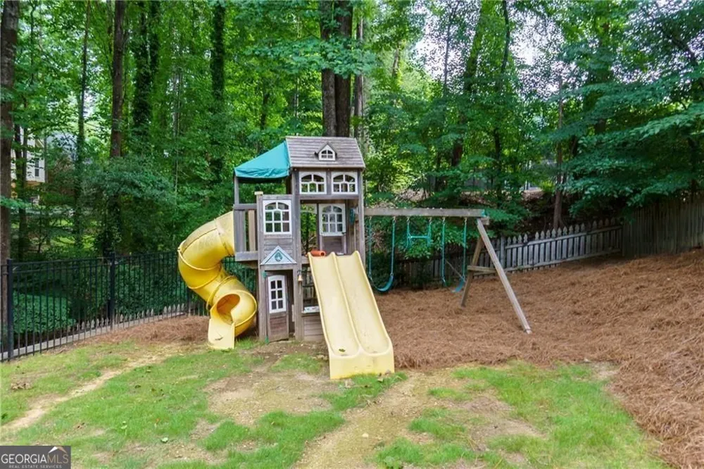 10785 Tuxford DR Alpharetta, GA 30022