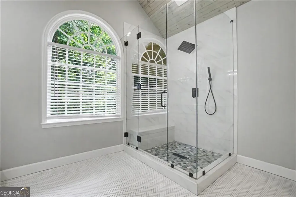 10785 Tuxford DR Alpharetta, GA 30022
