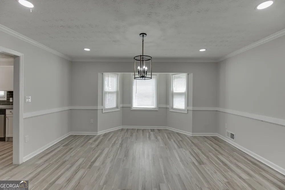 4445 Lake Forest DR Oakwood, GA 30566