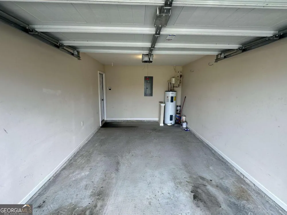 93 Princeton AVE Adairsville, GA 30103