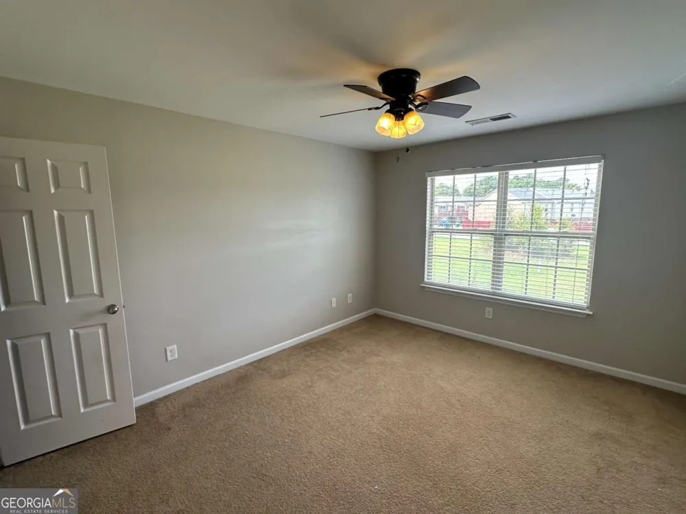 93 Princeton AVE Adairsville, GA 30103