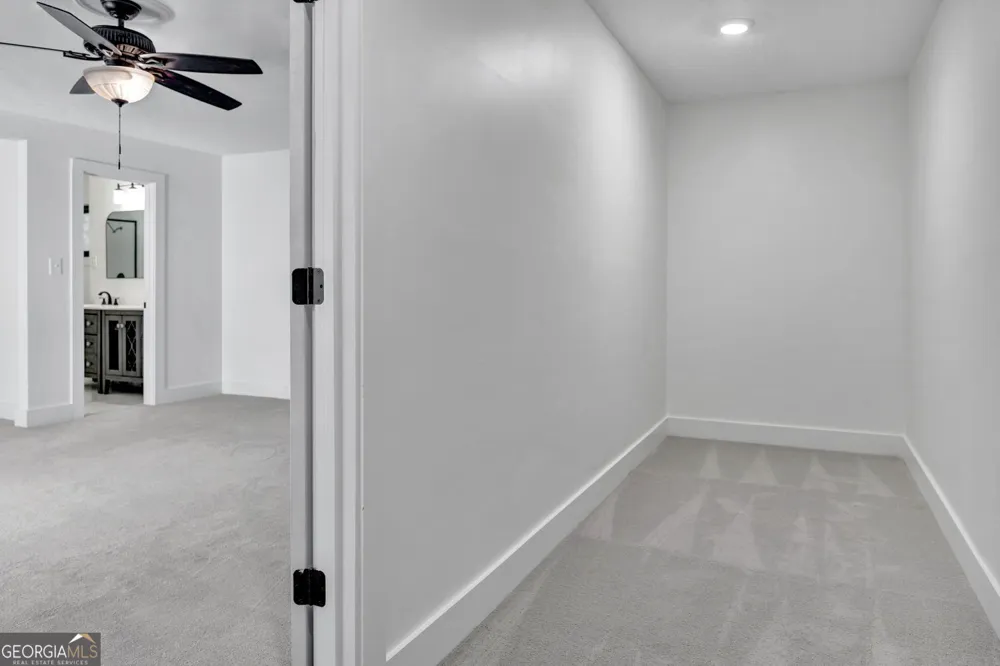 18 Valley TRL Covington, GA 30014