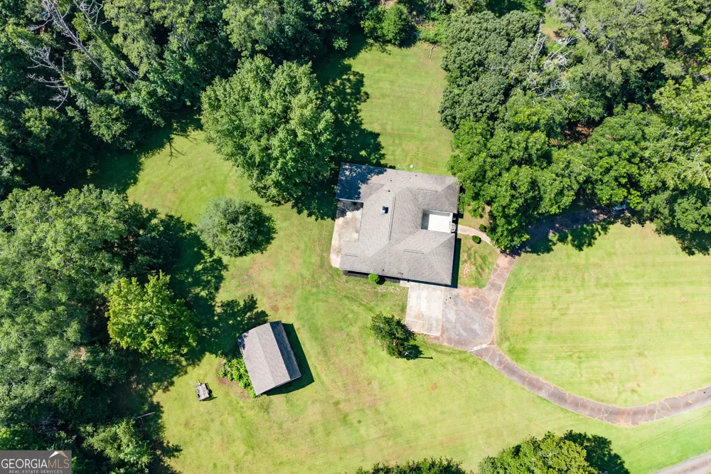 18 Valley TRL Covington, GA 30014