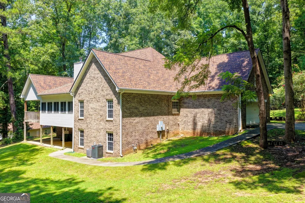 4845 Grady Smith RD Loganville, GA 30052