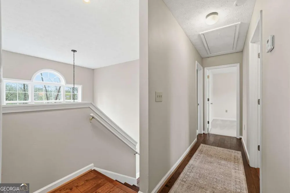 134 Nicholson LN Talking Rock, GA 30175