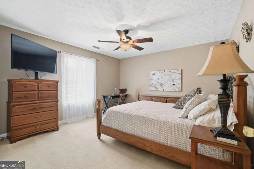134 Nicholson LN Talking Rock, GA 30175