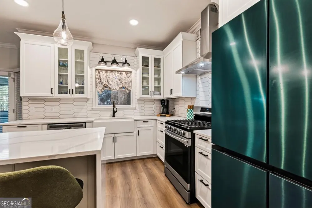 9 Devon RD Savannah, GA 31419