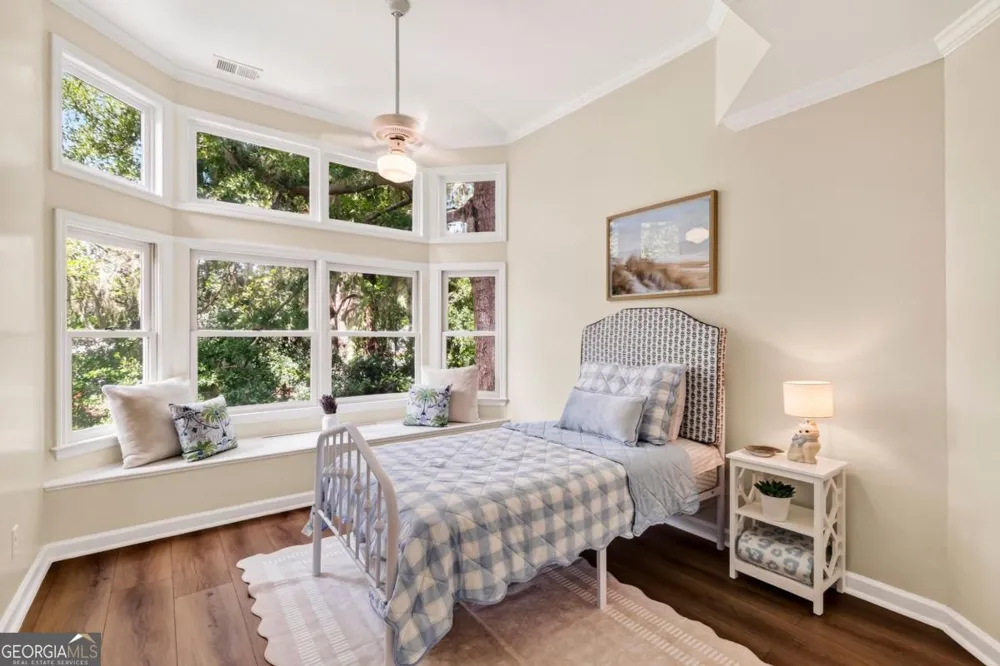 9 Devon RD Savannah, GA 31419