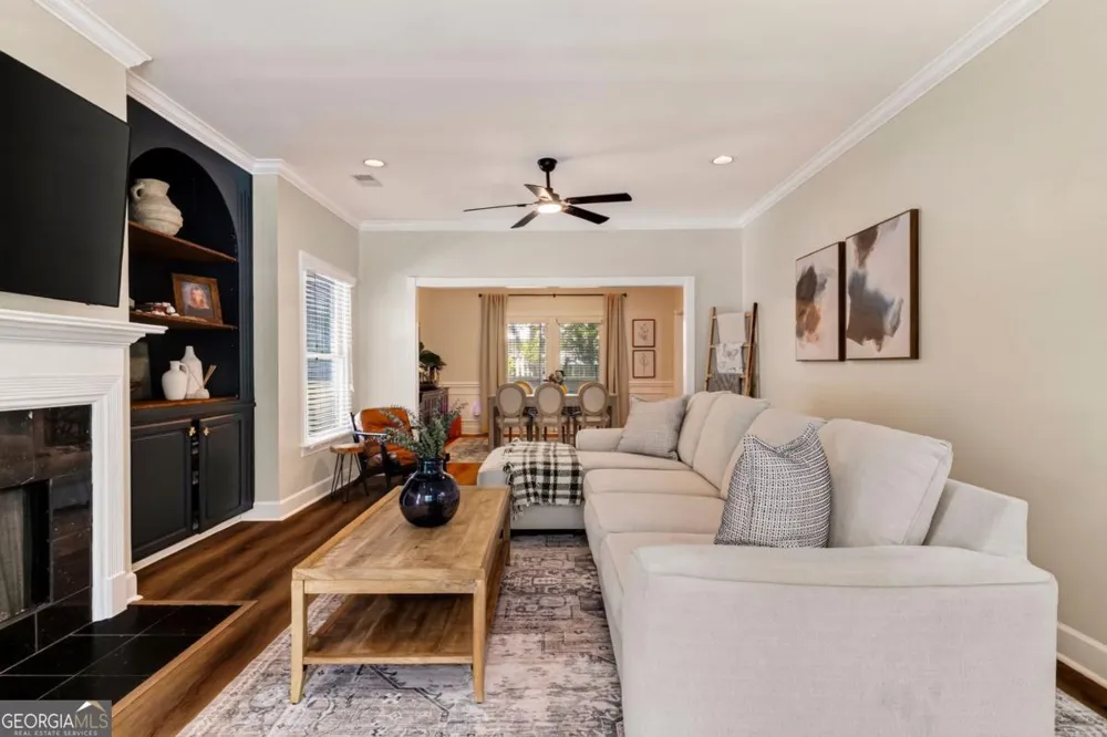 9 Devon RD Savannah, GA 31419