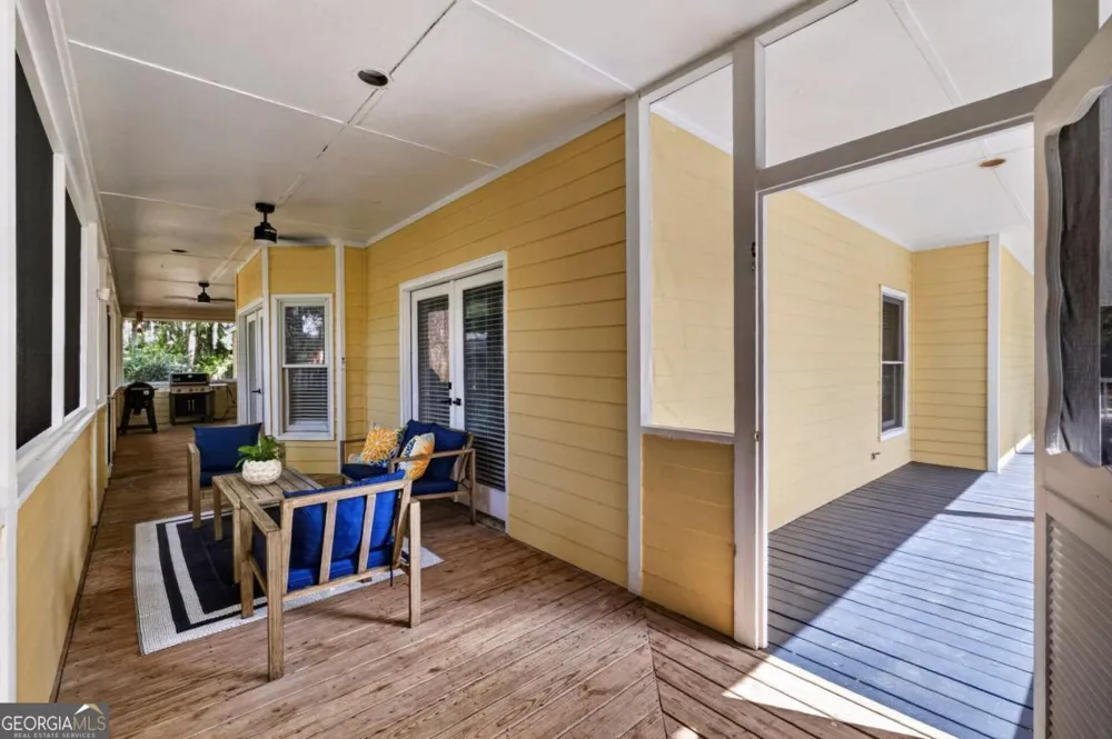 9 Devon RD Savannah, GA 31419
