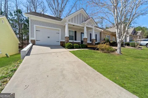 157 Oakwood DR NW