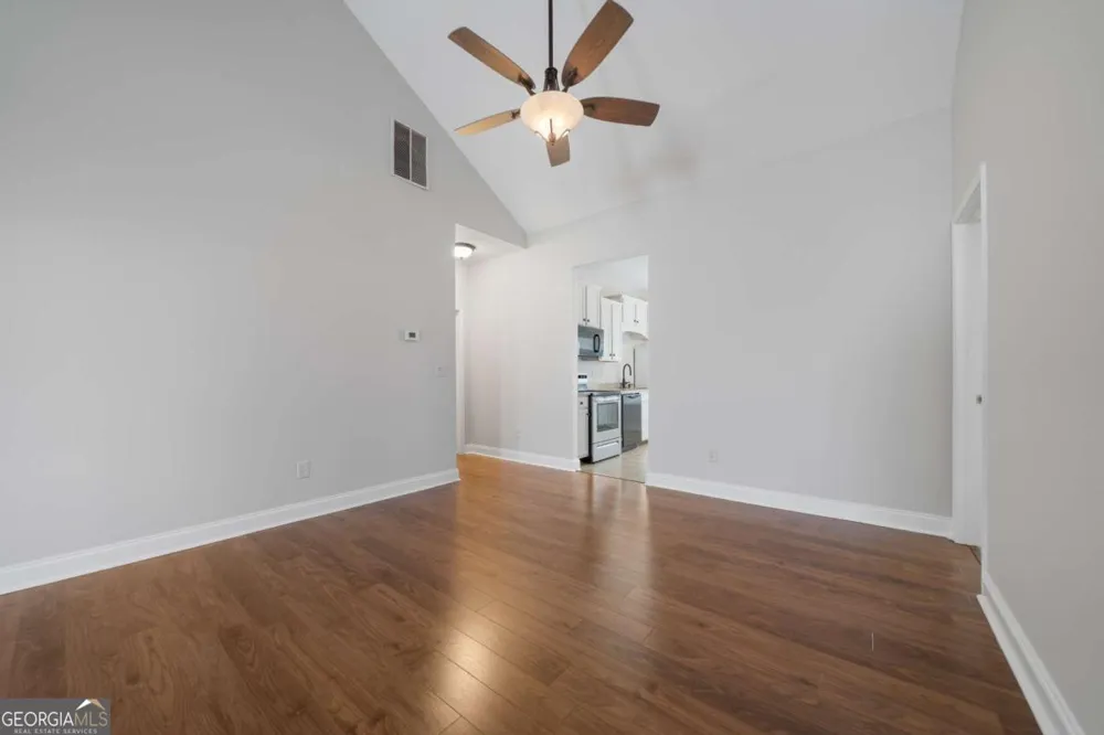 157 Oakwood DR NW Milledgeville, GA 31061