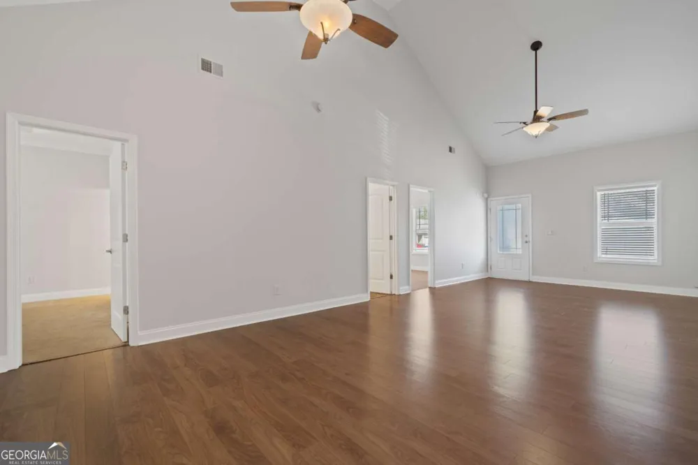 157 Oakwood DR NW Milledgeville, GA 31061
