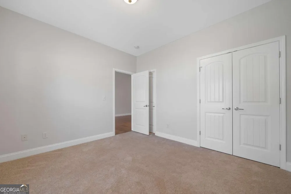 157 Oakwood DR NW Milledgeville, GA 31061